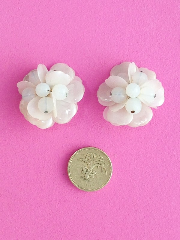 Pretty Pearlescent 1950s Clip Earrings scale