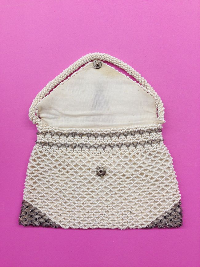 1920s beaded purse czechoslovakian glass opening