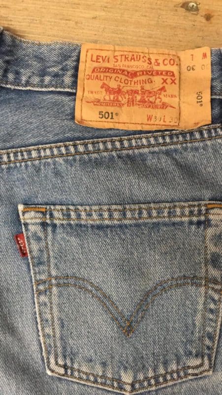 levi's back pocket