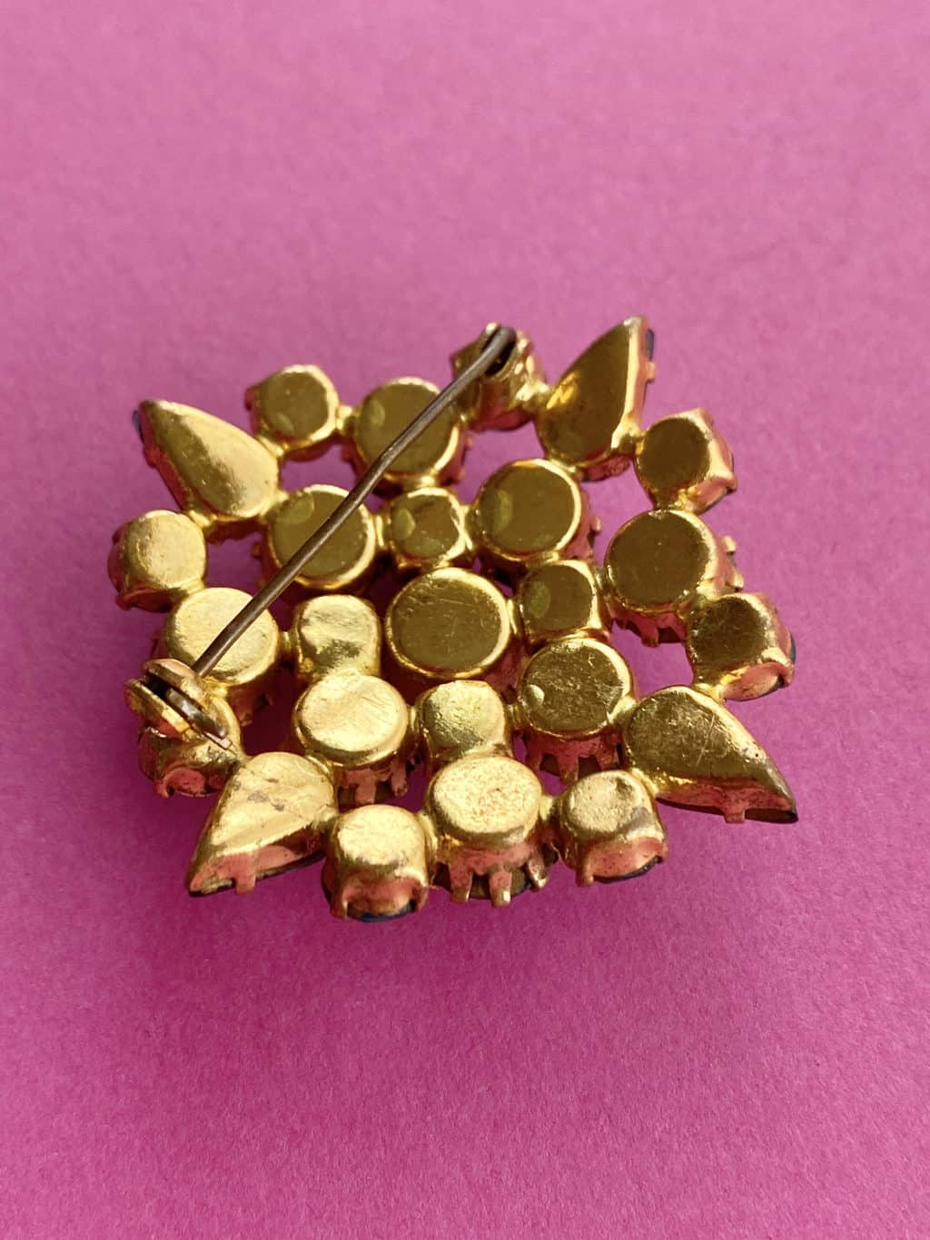 Square blue & gold rhinestone vintage brooch - Image 4