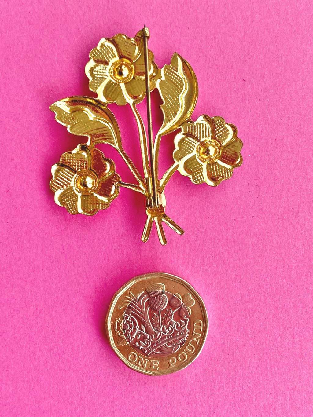 Art Nouveau 1940s vintage brooch floral bouquet - Image 4