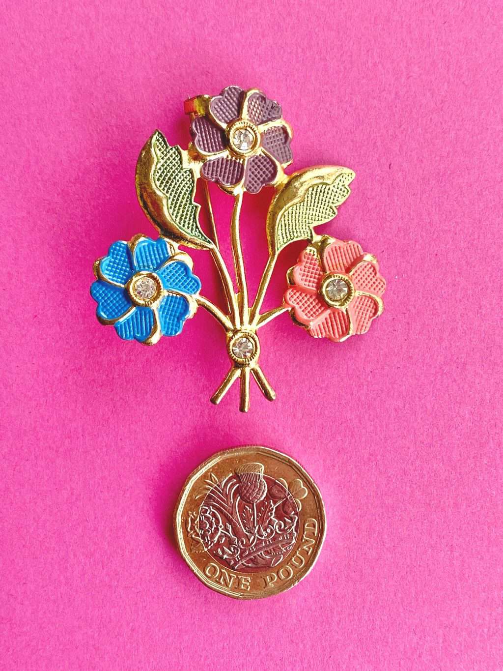Art Nouveau 1940s vintage brooch floral bouquet - Image 3