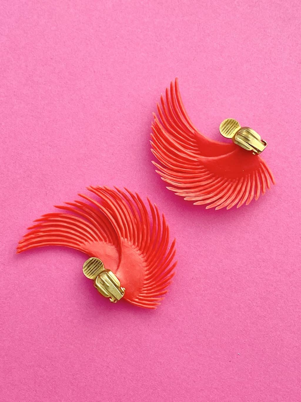 50s Deadstock Plastic Feather Clip On Earrings - Various Colours Available - Image 6