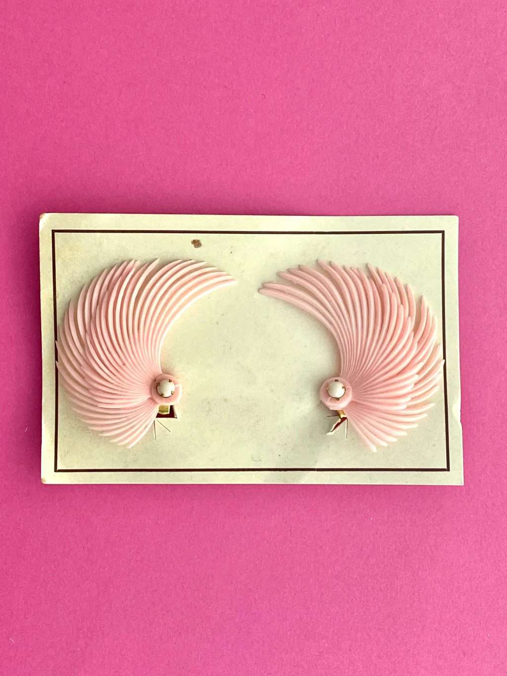 50s Deadstock Plastic Clip On Earrings Feather Shape, Never Used, As New, 1950s Original, Rare NOS