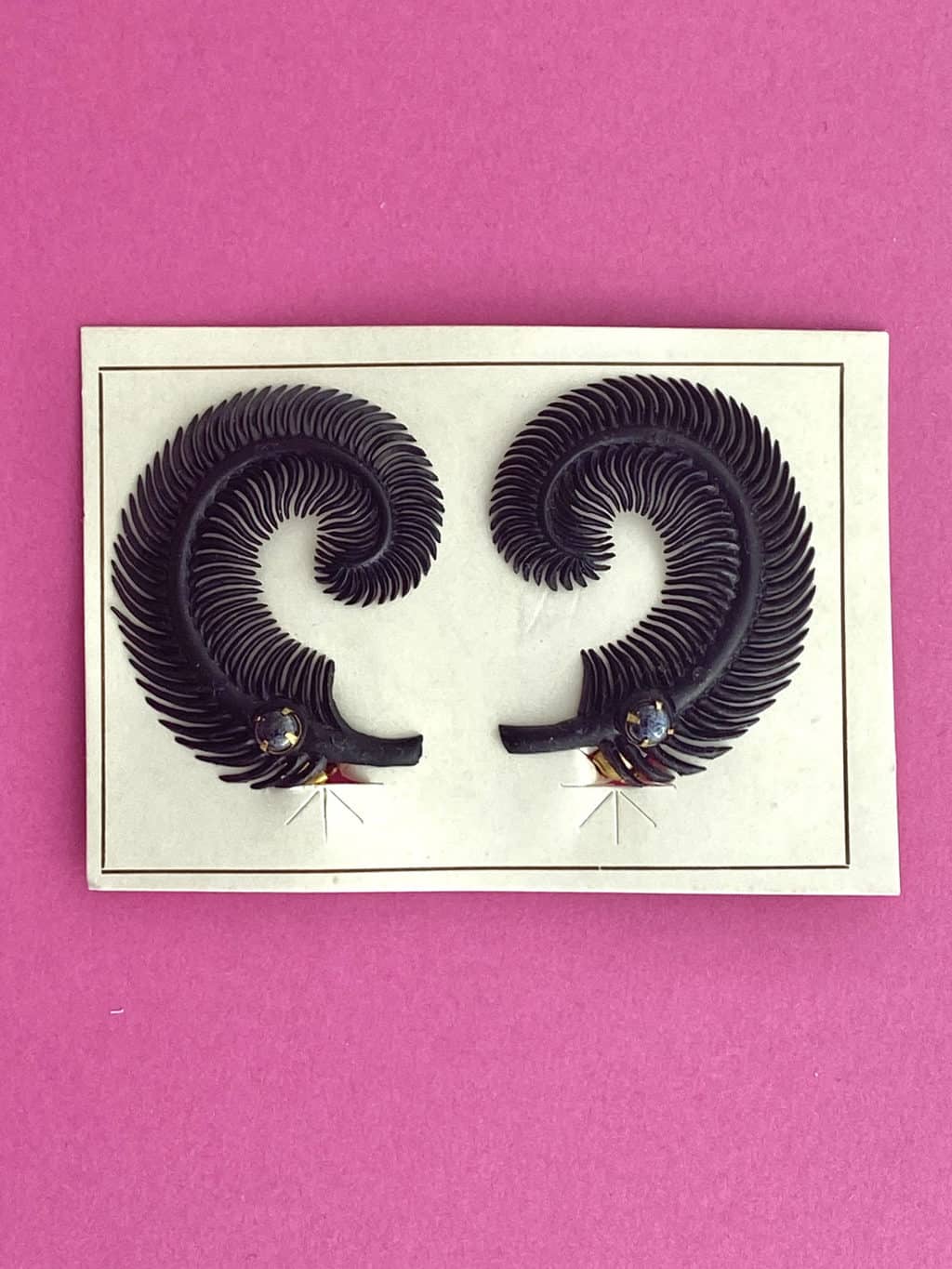50s Deadstock Plastic Clip On Earrings Single Feather, As New, 1950s Original, Rare NOS, Curly