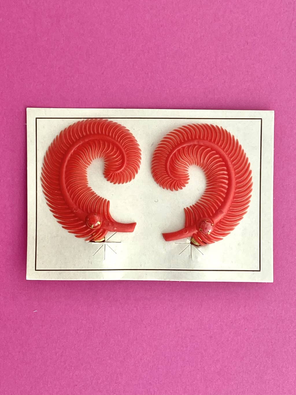 50s Deadstock Plastic Clip On Earrings Single Feather, As New, 1950s Original, Rare NOS, Curly