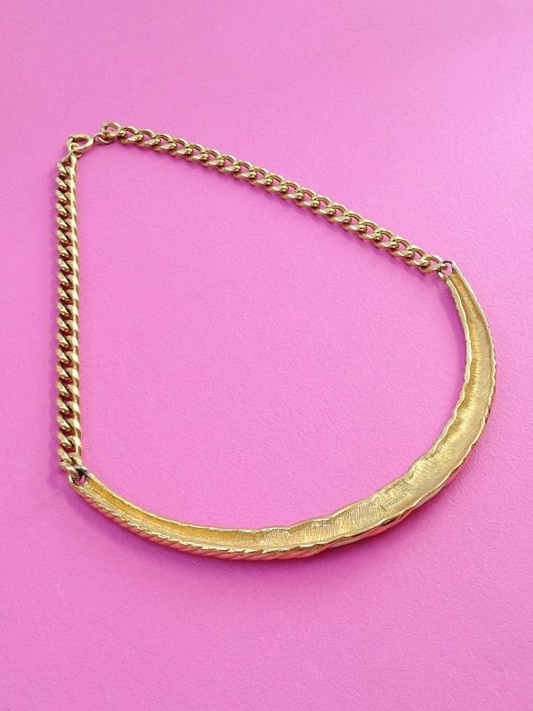 1980s vintage monet enamel bib necklace with cream enamel - Image 5