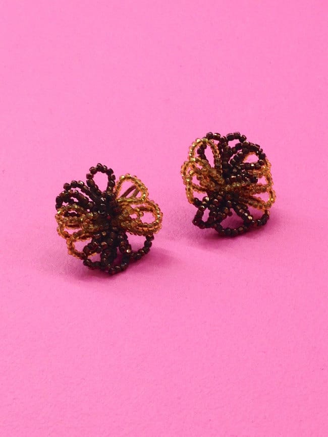 Vintage 1950s Yellow & Bronze Seed Bead Screw Back Earrings