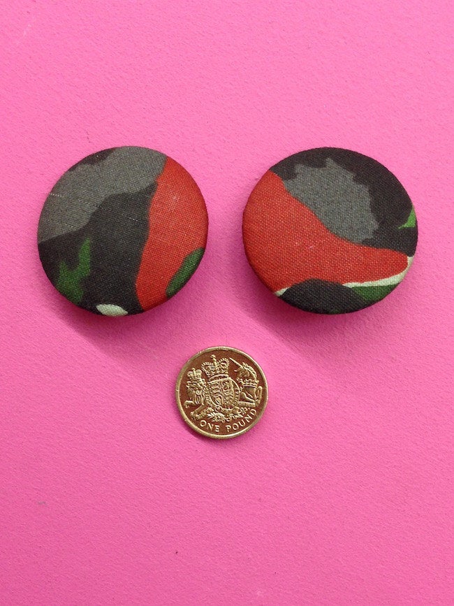 Extra Large 1980s Army Camouflage Clip Earrings - Image 4