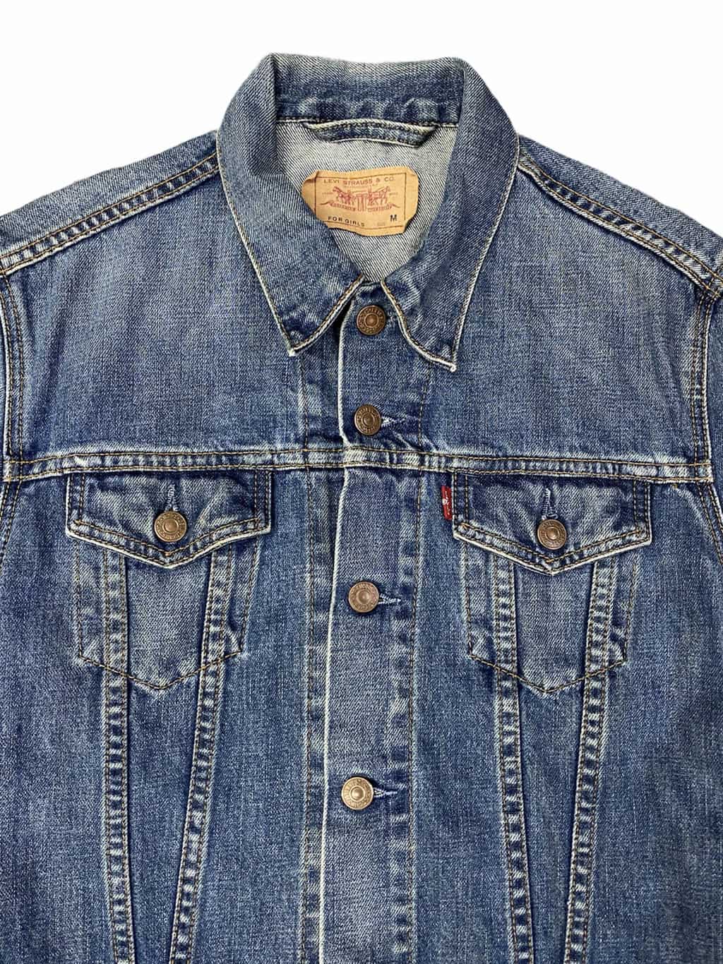 Vintage Levis Denim Jacket For Girls in Lovely Dark Blue 00s - M - St ...