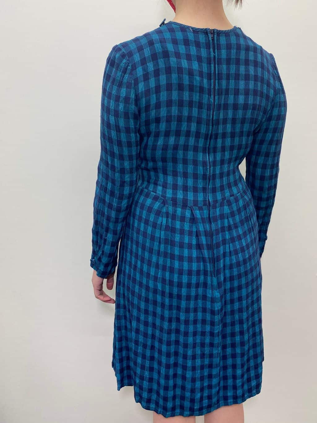 90s vintage dress with long sleeves in navy and turquoise pattern B38 W31 - UK Size 12 / Medium - Image 3