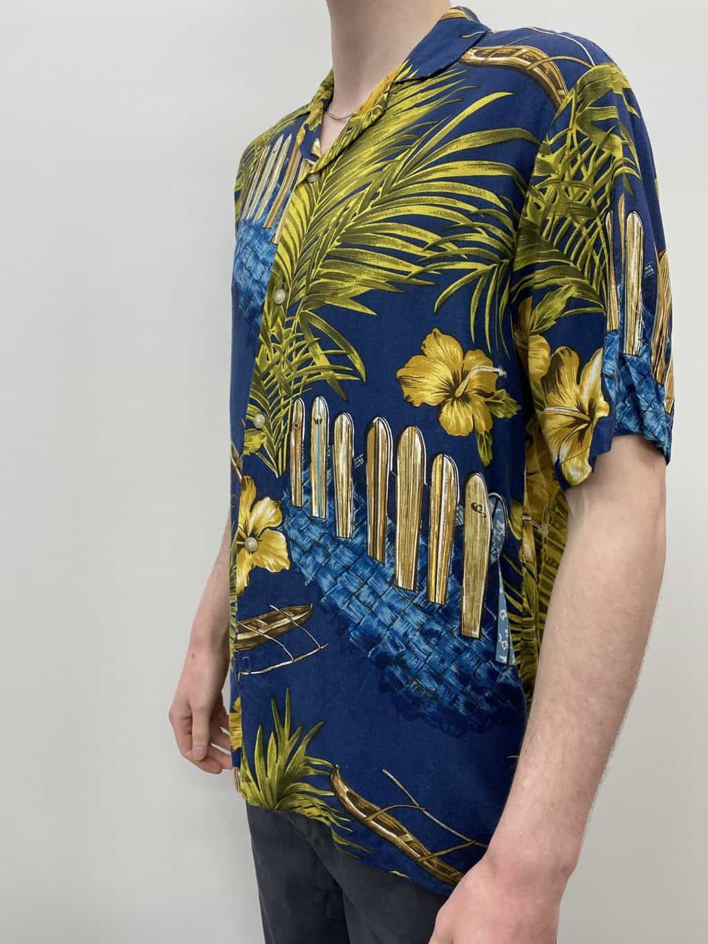 Mens vintage Hawaiian shirt with surf board and longboat botanical design - Small / Medium - Image 3