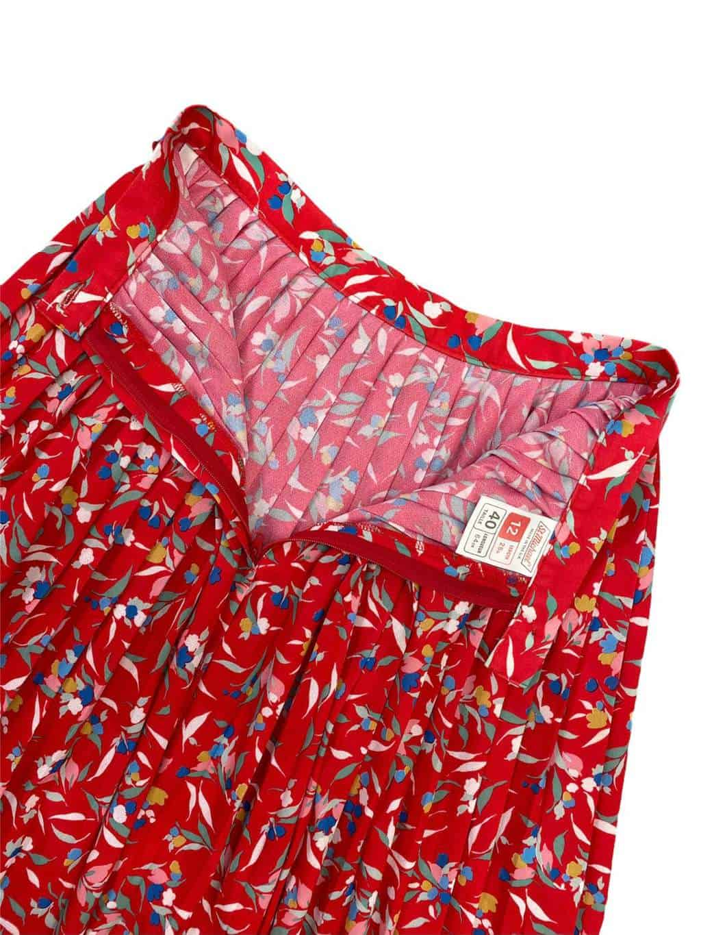 Red floral pleated midi skirt with pleats - W26 x L26.5 - Image 4