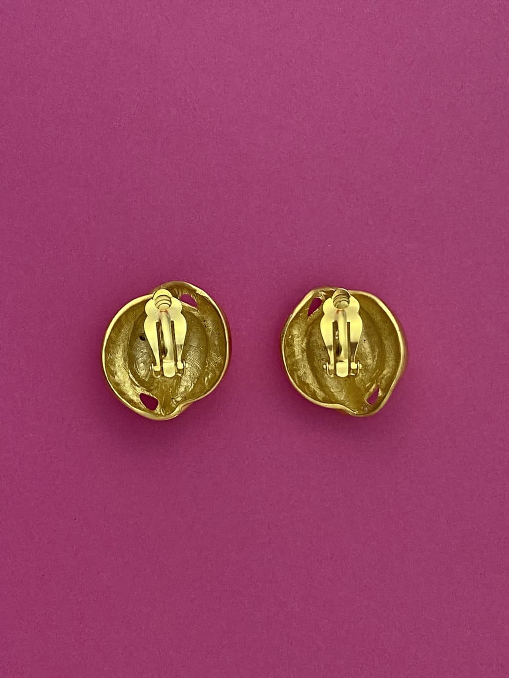 1980s Large Matt Gold Vintage Earrings - Clip On - Image 4