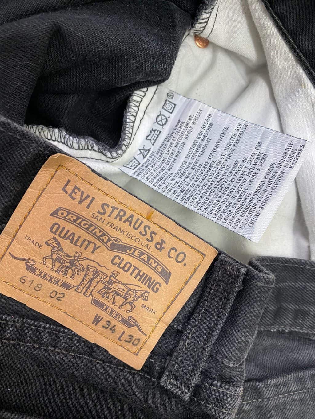 80s Levis vintage 618 jeans with orange tab, high waist, made in the UK -  W31 x L29 - St Cyr Vintage