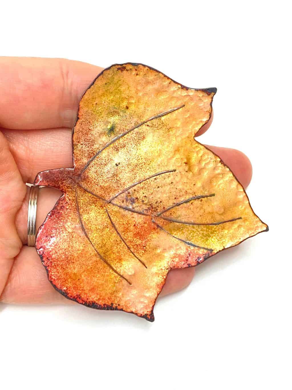 Handmade vintage leaf brooch metal with iridescent Autumnal coloured enamel - Image 3
