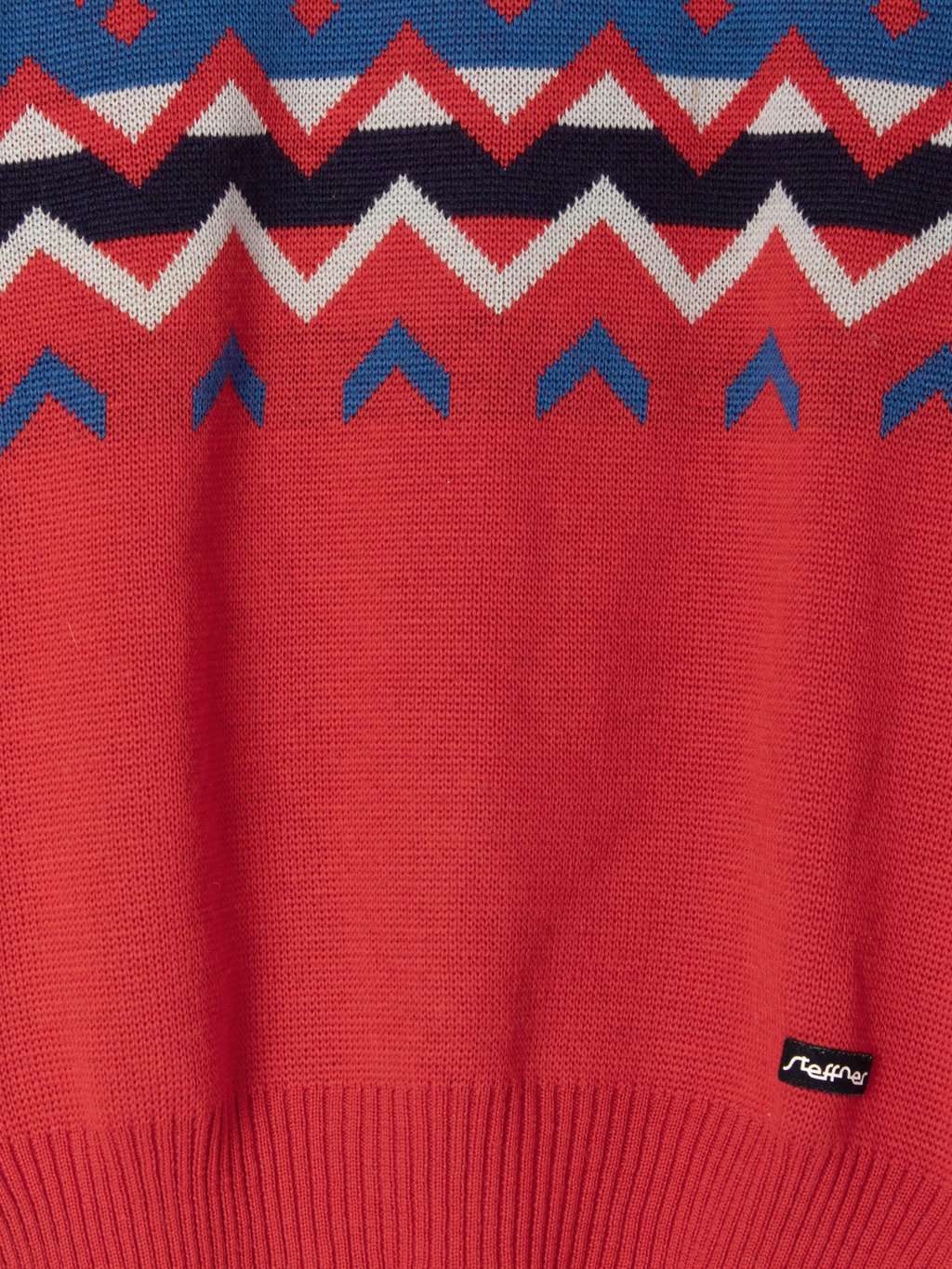 Mens vintage Steffner ski jumper with geometric snowflake design, made