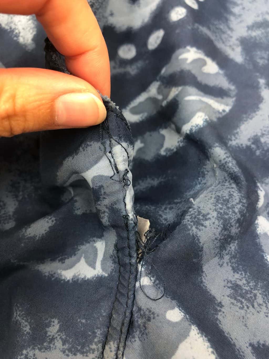 90s Unisex hooded reversible windbreaker jacket with full zipper and towelled lining - L / XL - Image 5