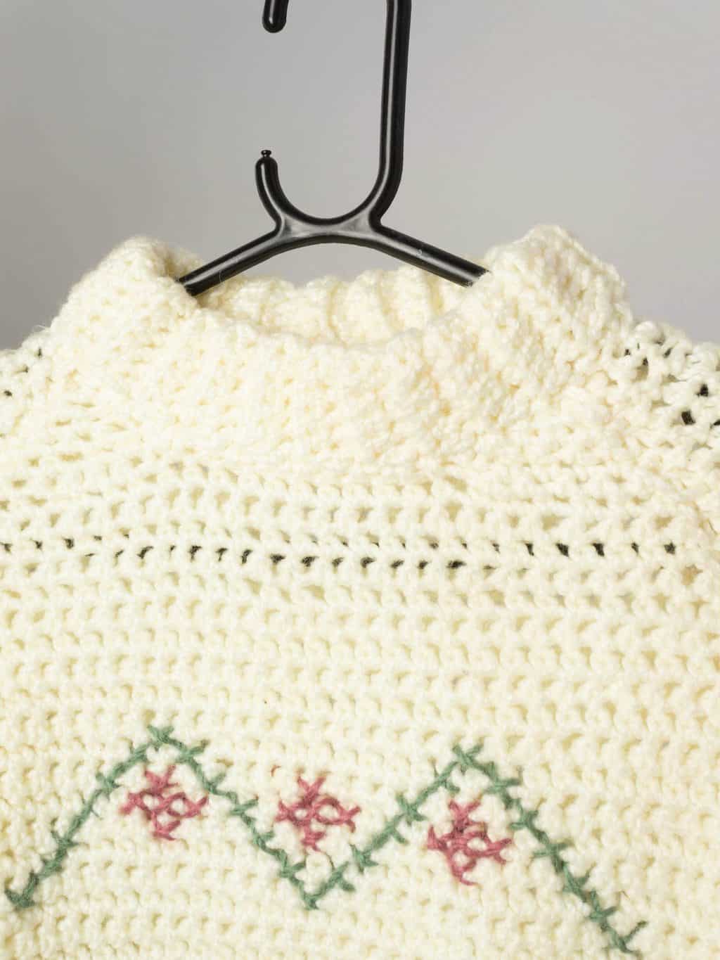 Womens 70s vintage chunky knitted handmade jumper with abstract pattern and mock neck - Medium - Image 3