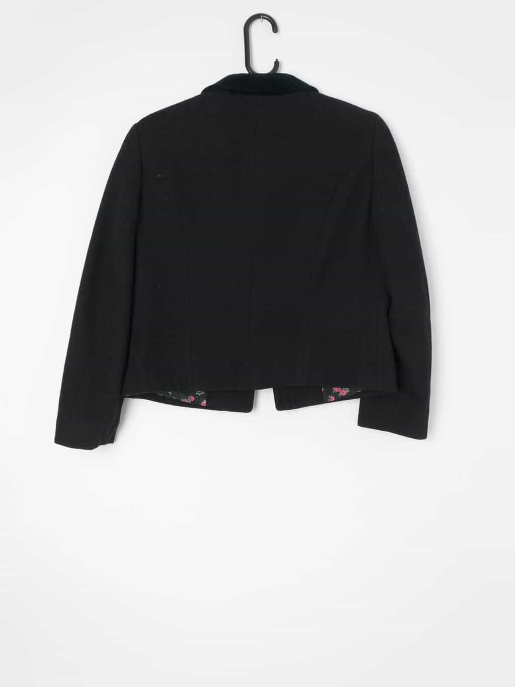 Womens vintage black wool cropped jacket with stunning lining - Small ...