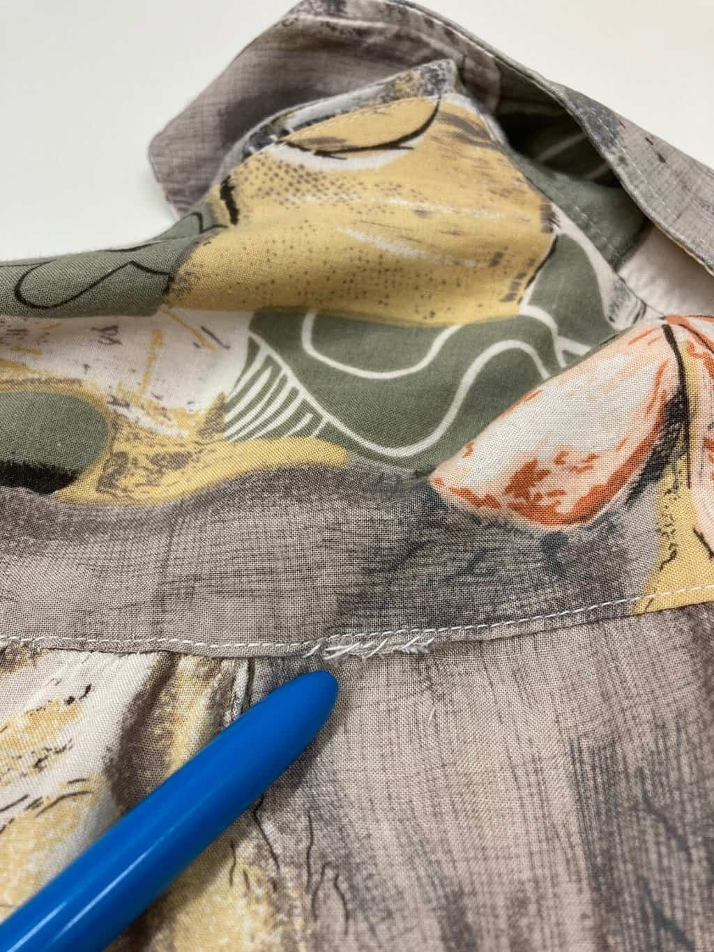 Mens vintage printed shirt with grungy green yellow orange abstract floral pattern - Medium / Large - Image 5