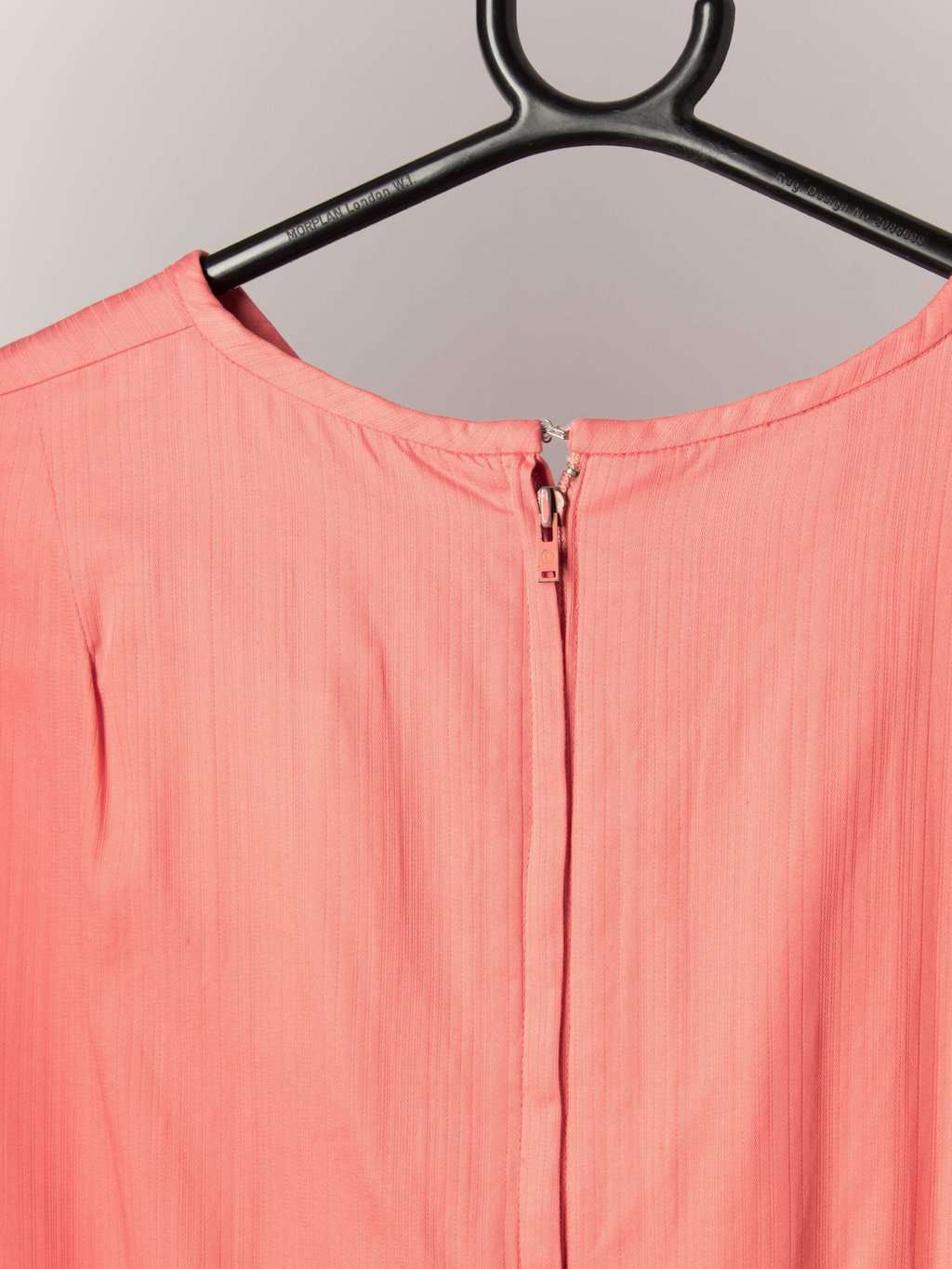 Vintage 1960s St Michael dress in salmon pink - UK 12 - Image 4