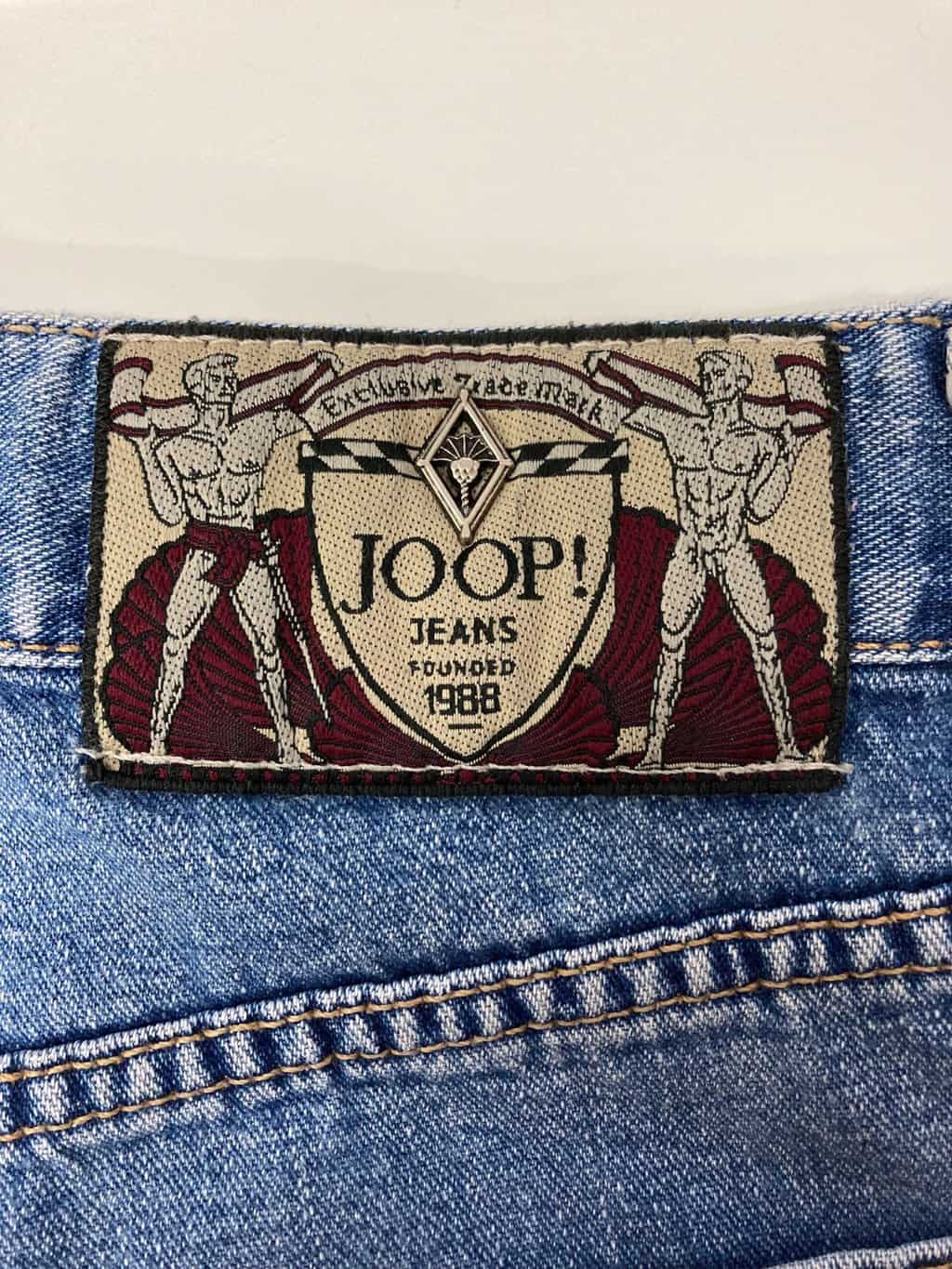 Light blue vintage denim mom jeans by Joop - W26 x L28 - Image 7