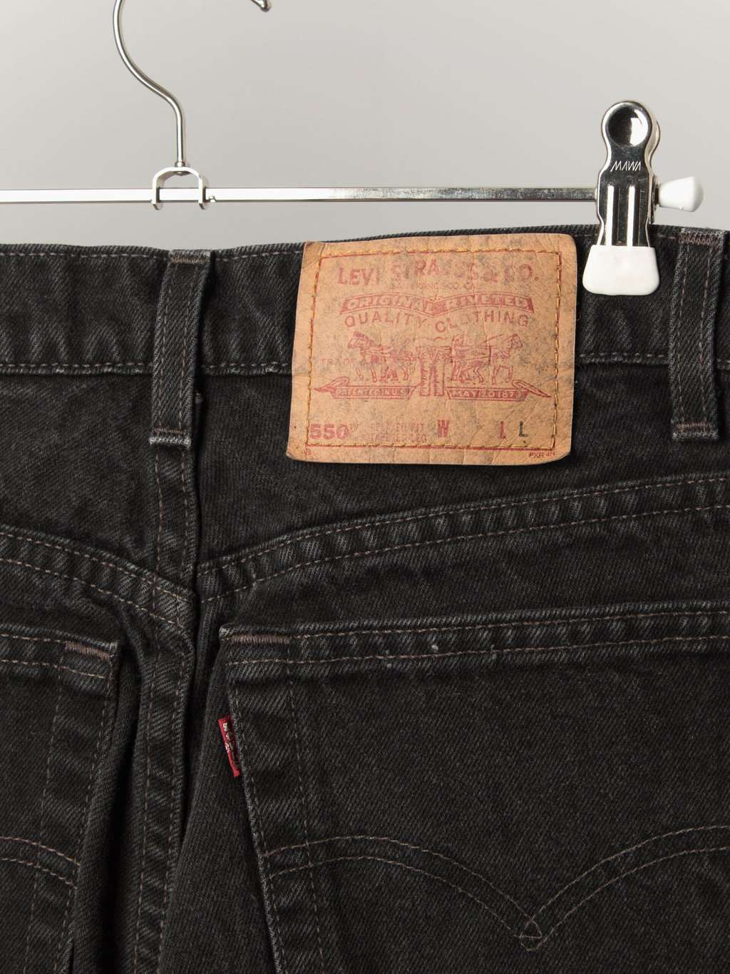 90s Vintage Levis 550 jeans stonewash grey black Made in USA - W28 x L32 -  St Cyr Vintage
