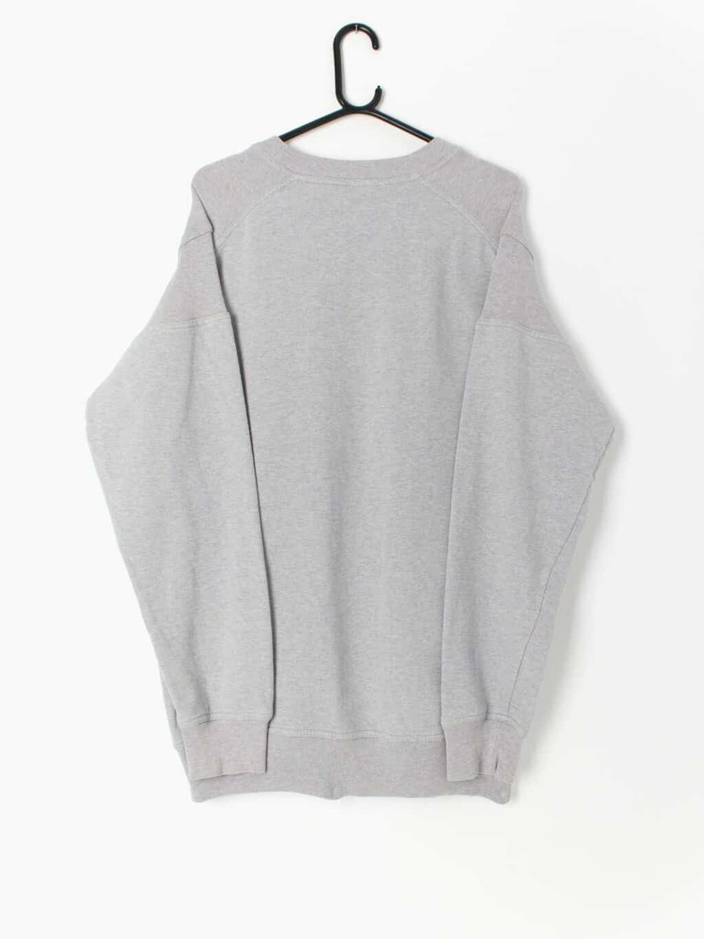 Vintage Dolce & Gabbana spellout grey sweatshirt with large embroidered textured logo - Large - Image 4