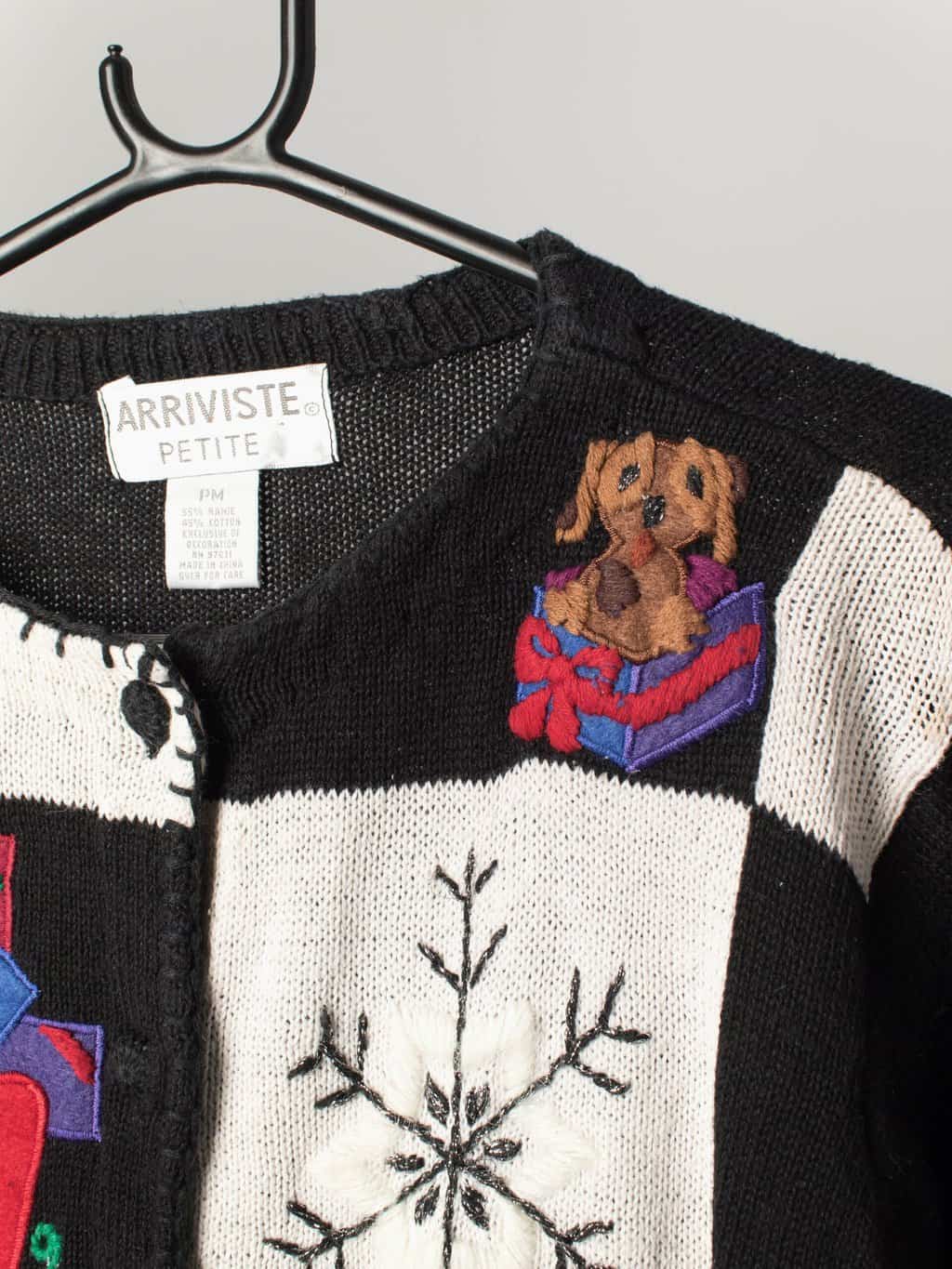 Vintage Dog Christmas Cardigan Sweater With Cute Puppies And Snowflakes Black And White 90s Medium 3