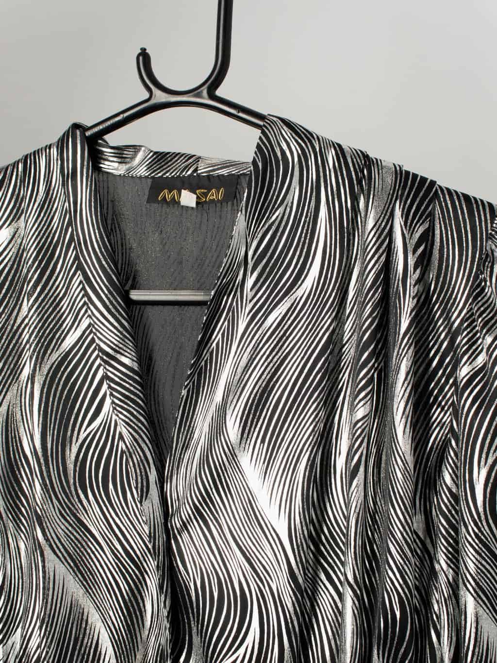 Vintage Silver And Black Party Blouse With Fancy Metallic Swirly Lines 70s 80s Small 2