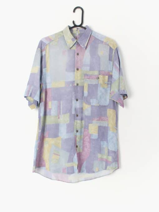 90s Vintage Abstract Shirt With Lilac And Pastel Print And Short Sleeves Medium
