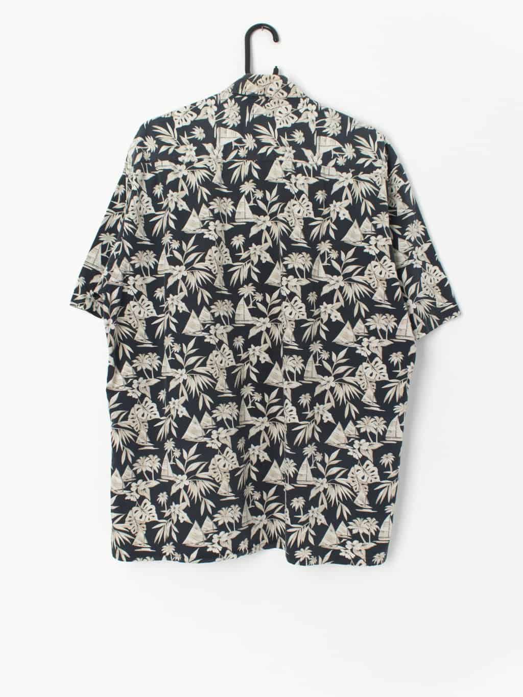 90s Vintage Hawaiian Shirt Dark Blue Cotton With Cream Floral And Sail Boat Print Large 3