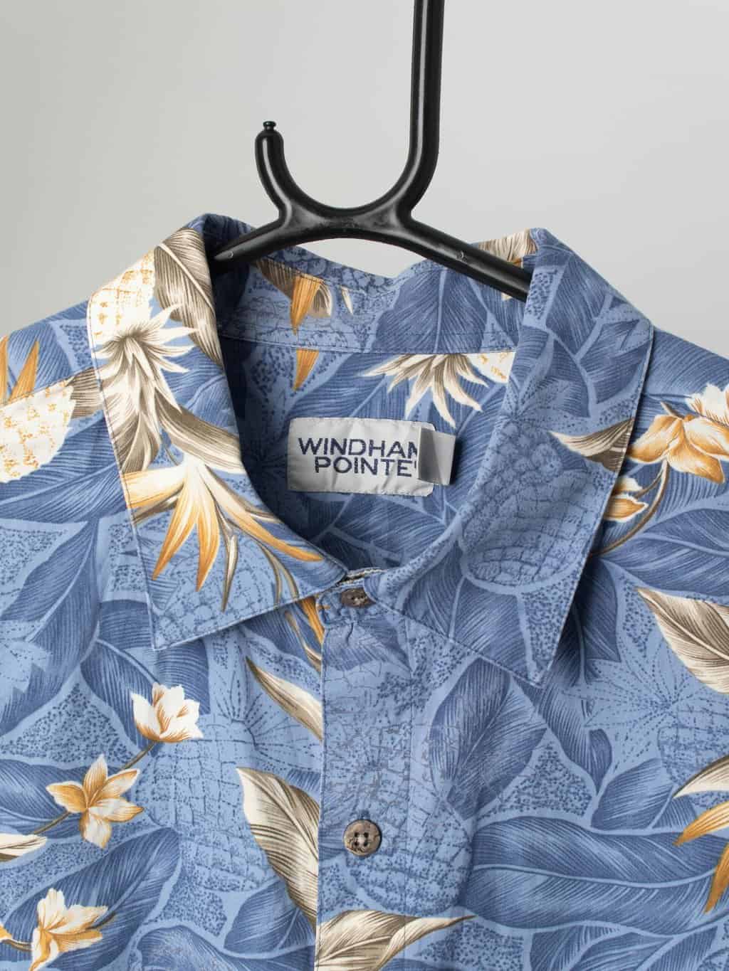 90s Vintage Mens Cotton Hawaiian Shirt In Blue With Unique Pineapple Floral And Plant Print Xl 2