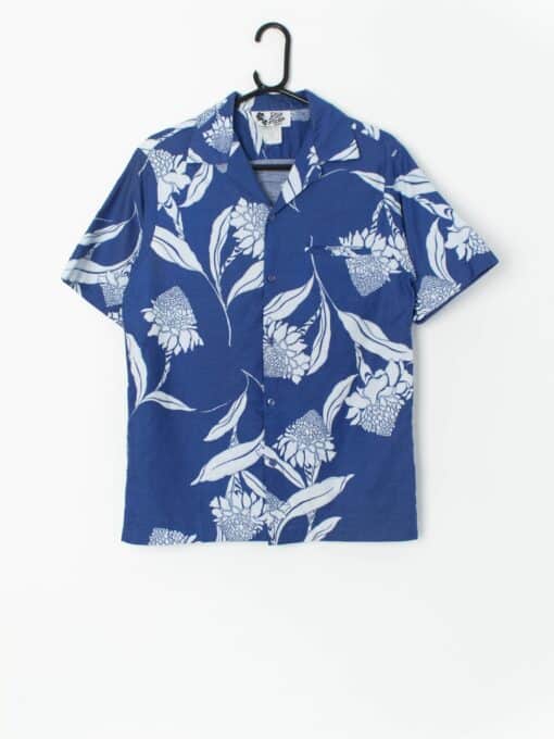 Vintage 80 Hawaiian Shirt With Beautiful Floral Design Made In Hawaii Small