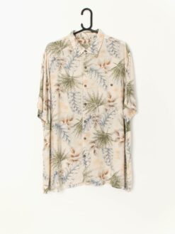 Vintage 90s Mens Hawaiian Cream Shirt With Large Leaf Pattern And Palm Trees Xl