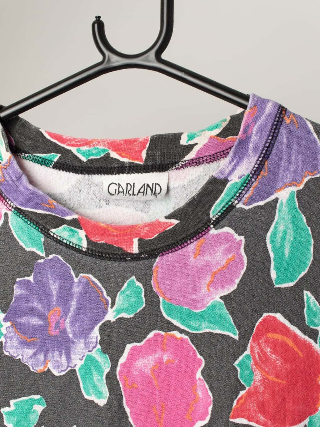 Vintage Long Sleeve Top With Vibrant Pink Red And Purple Floral Print Medium Large 2