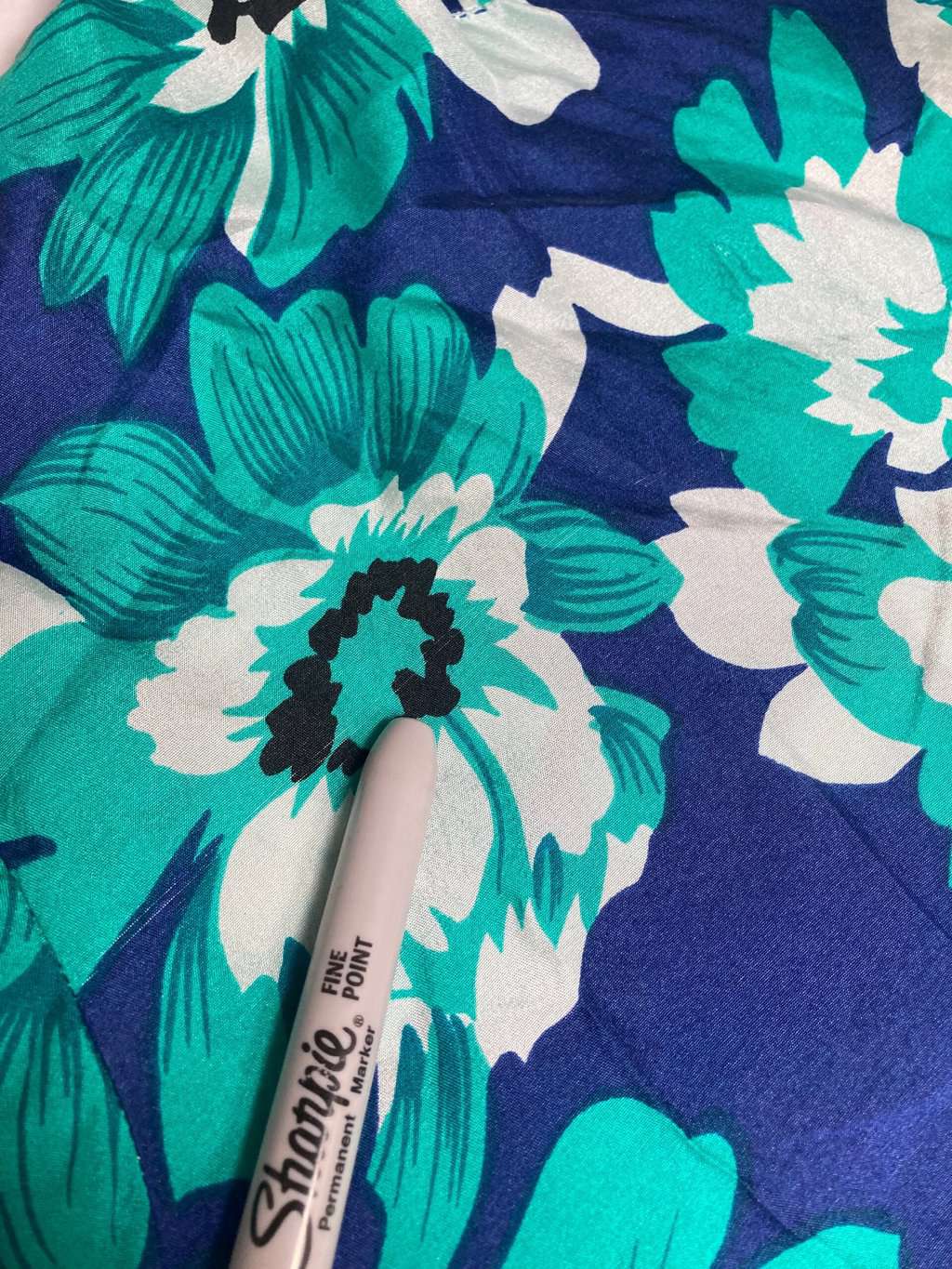 Bold 1960s Handmade Silk Floral Blouse With Peter Pan Collar Large Xl 4