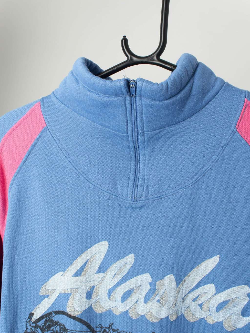 80s Vintage Blue And Pink Sweatshirt With Large Alaska Graphics Medium 2