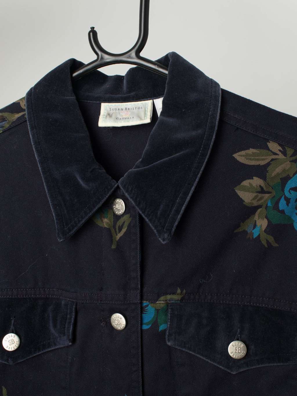 Vintage denim jacket with vibrant florals - Medium