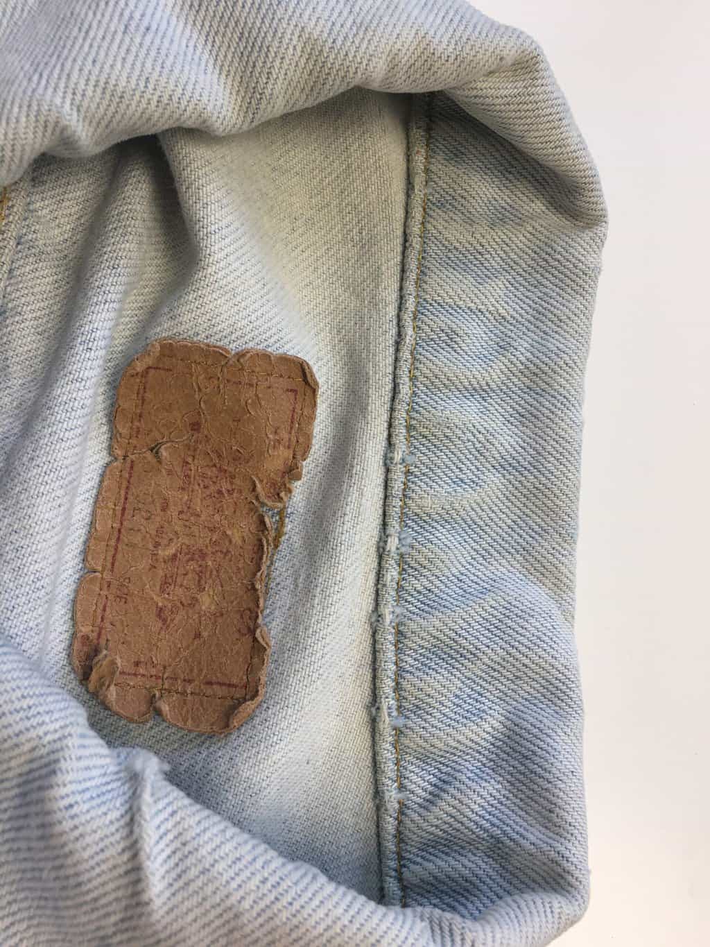 Vintage Levis pale denim jacket XL USA made red tab - XL