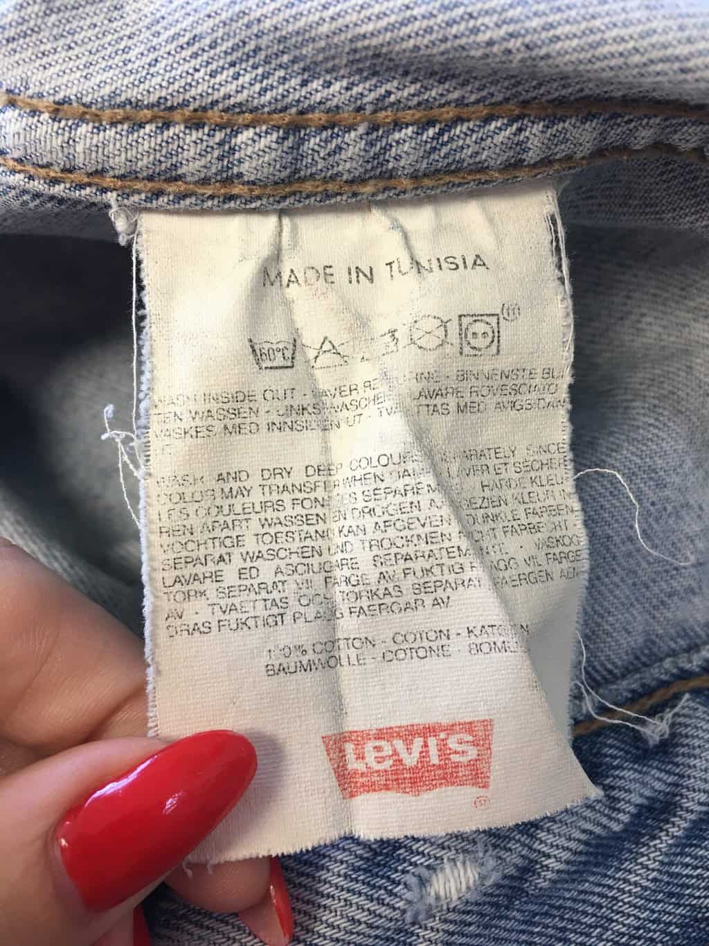 1980s Levis denim jacket XL stonewashed blue with a distressed look - XL