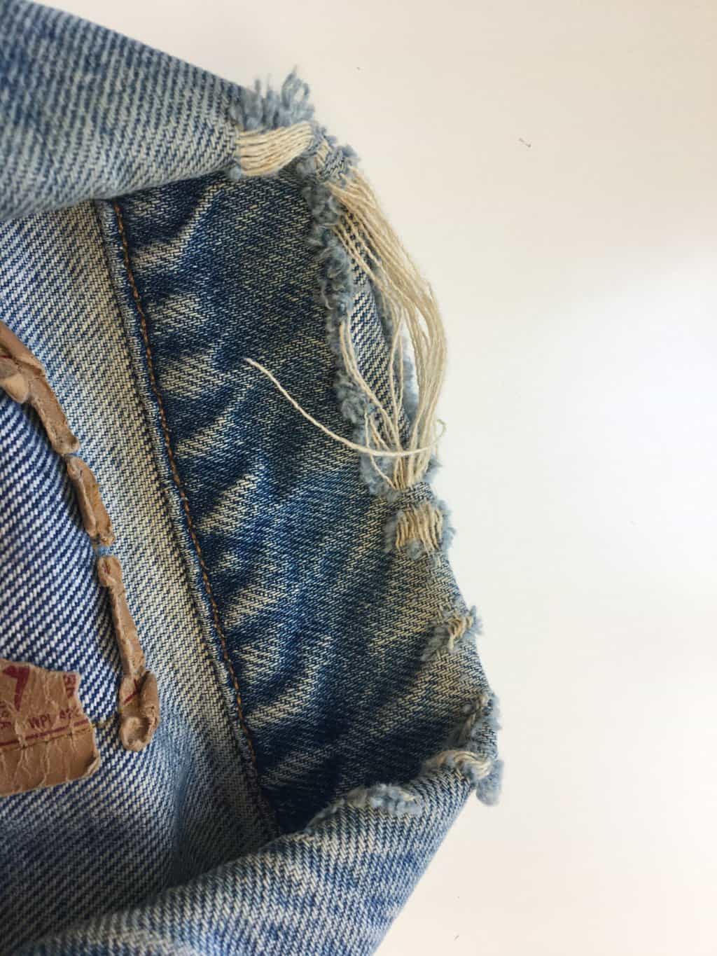 80s Levis trucker jacket M blue with detachable pins - Medium