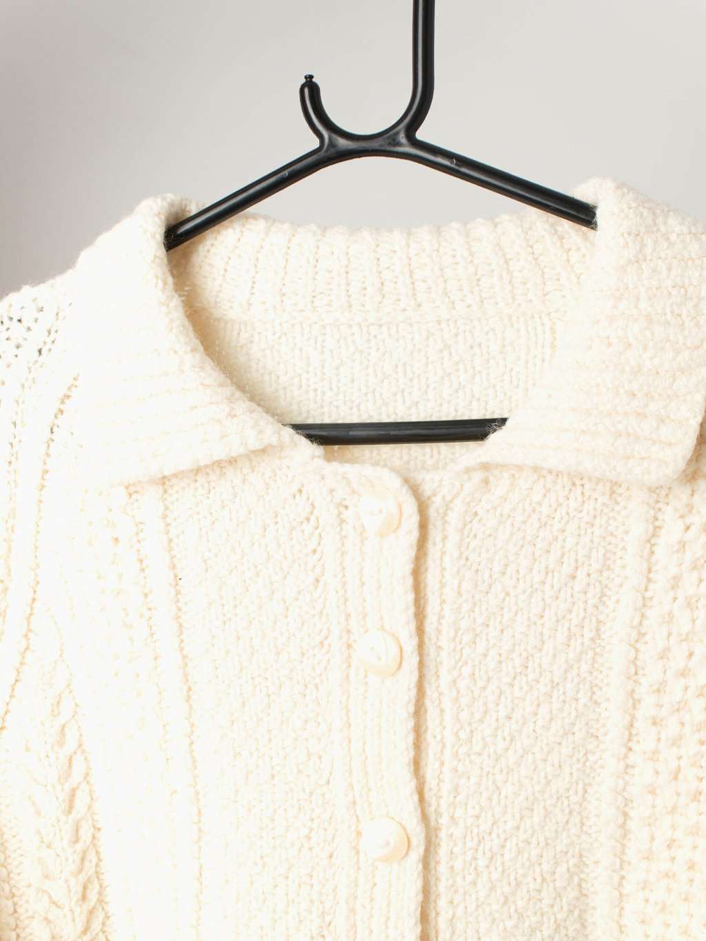 Vintage handknitted cropped cable knit cardigan - Medium / Large