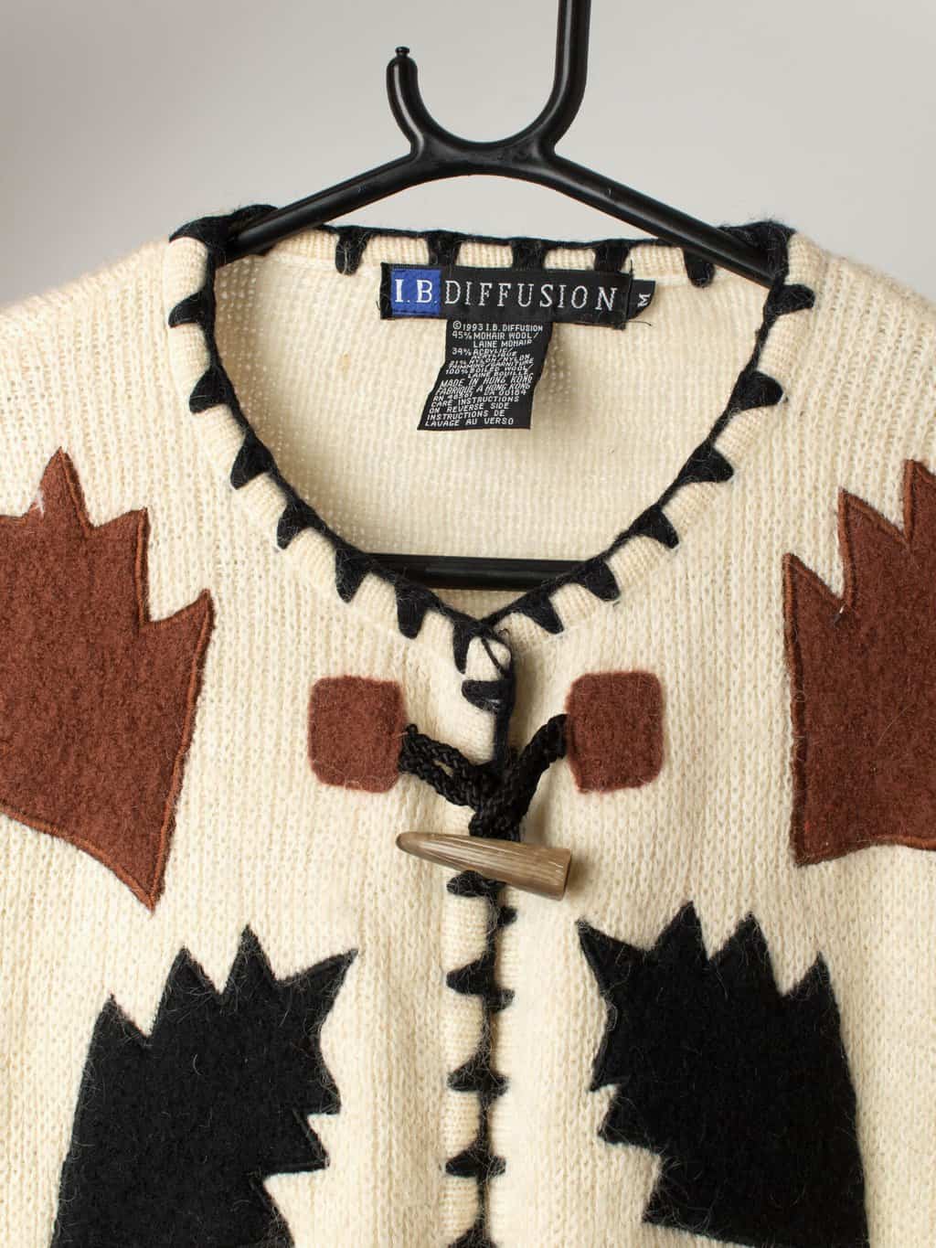 Vintage knitted wool cardigan coat with autumn leaf design - Large