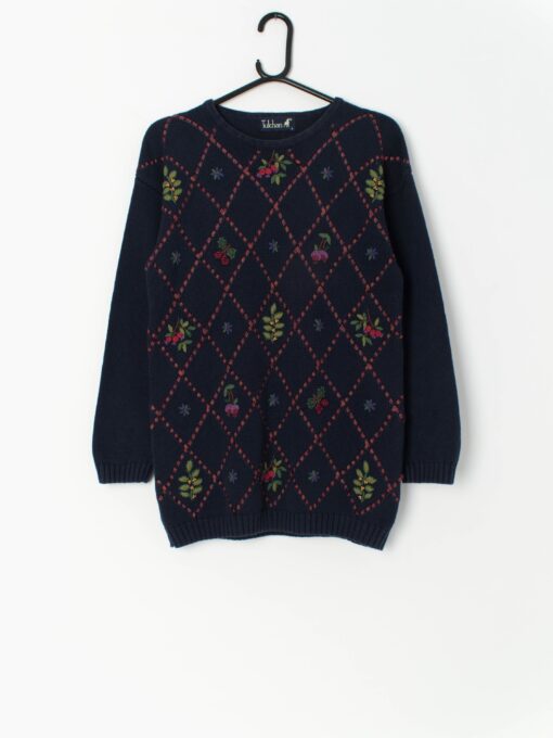 Vintage Tulchan knitted autumn sweater with berries and leaves design - Small