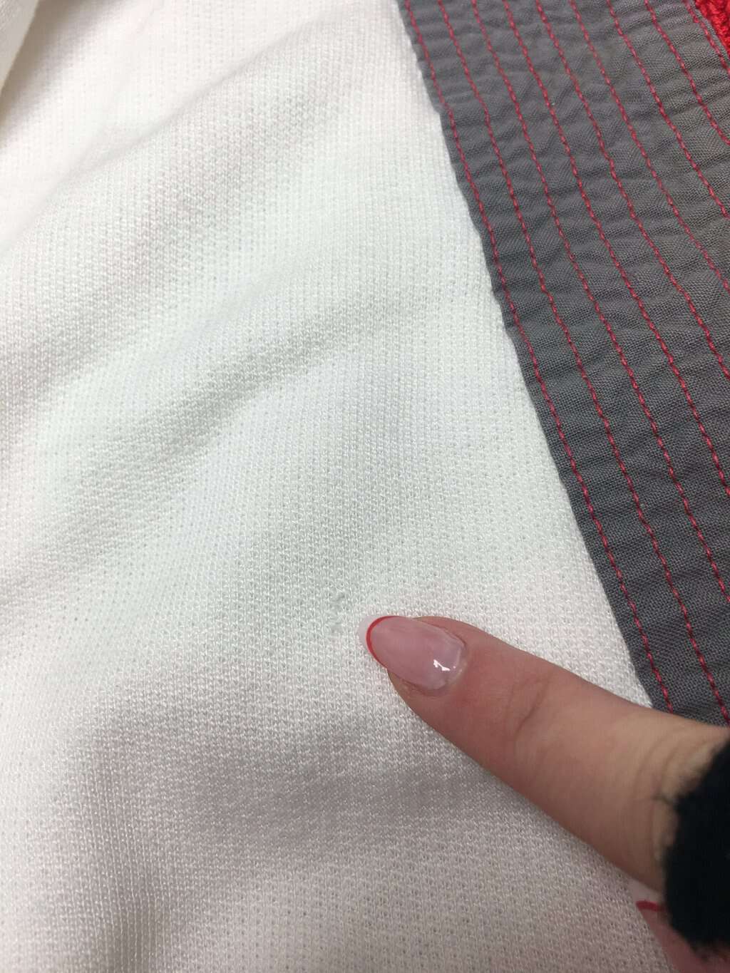 Vintage puma cream sweatshirt with lovely red knit section - XL / 2XL - Image 4