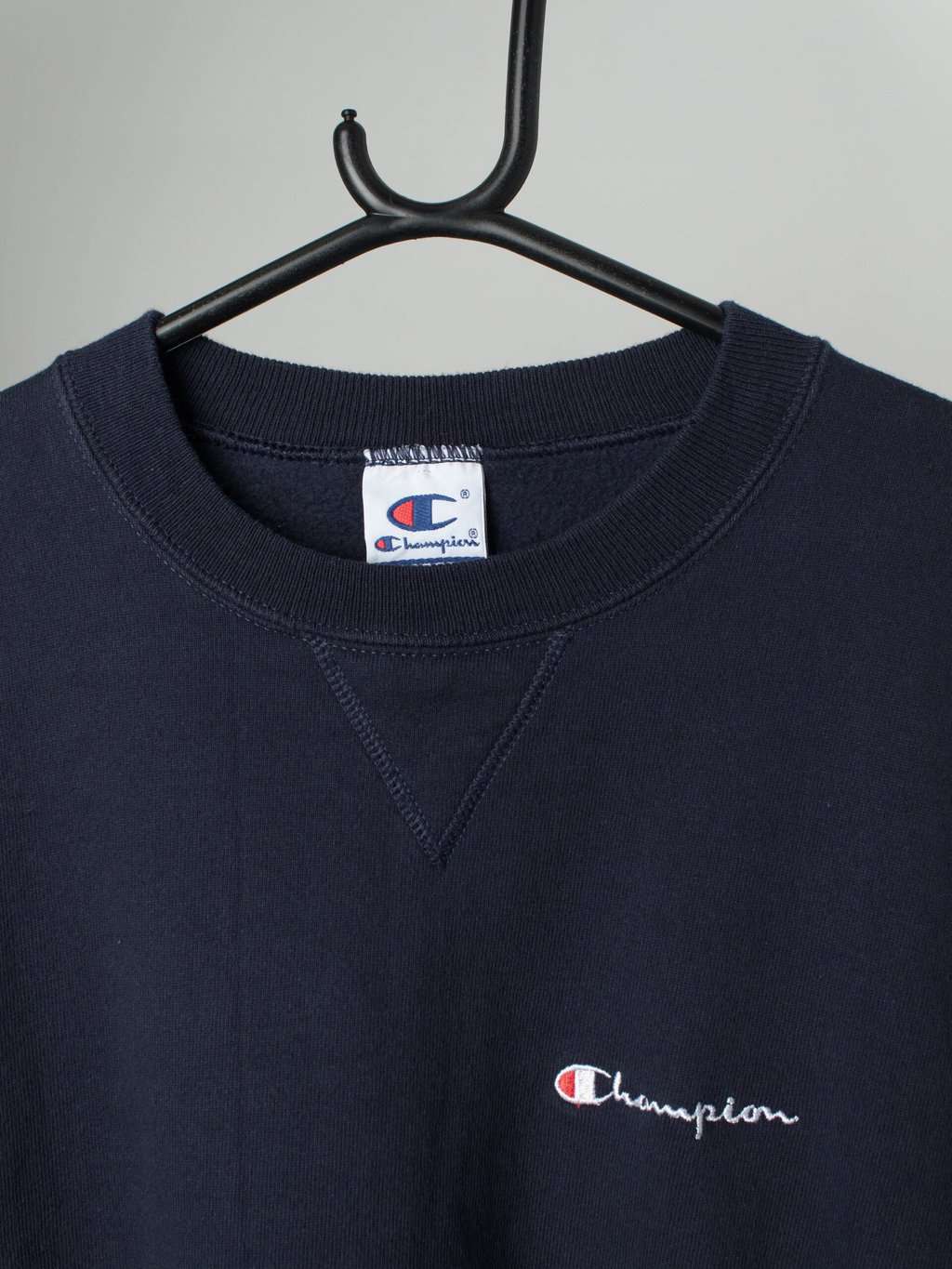 Vintage Champion sweatshirt in deep blue - Large - Image 2