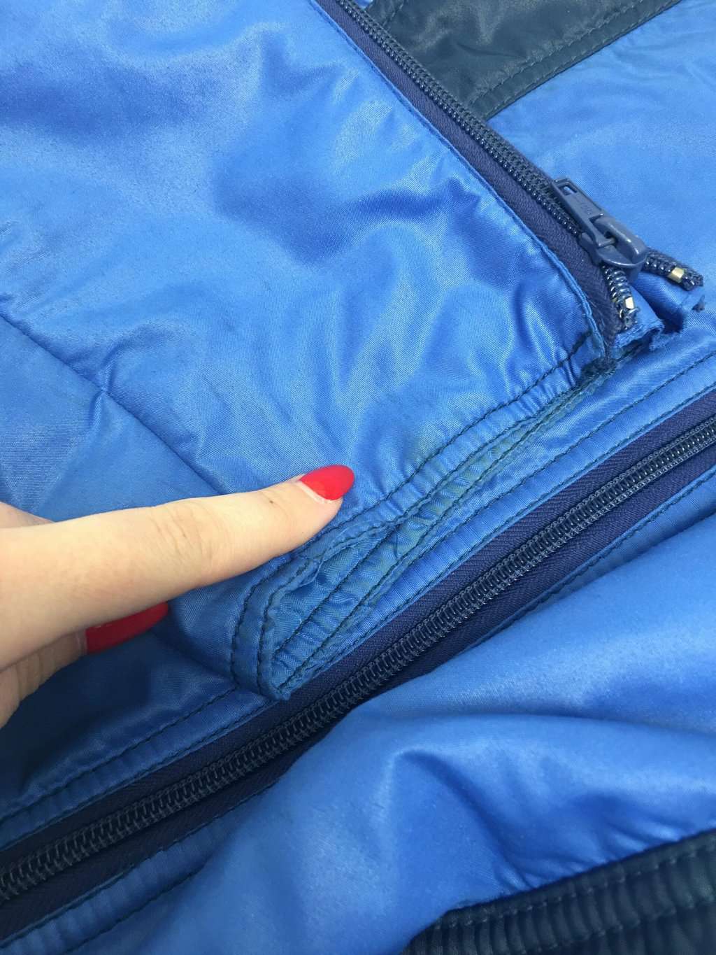 Vintage panel jacket in blue and navy, Mens 70s padded ski jacket - Medium - Image 4