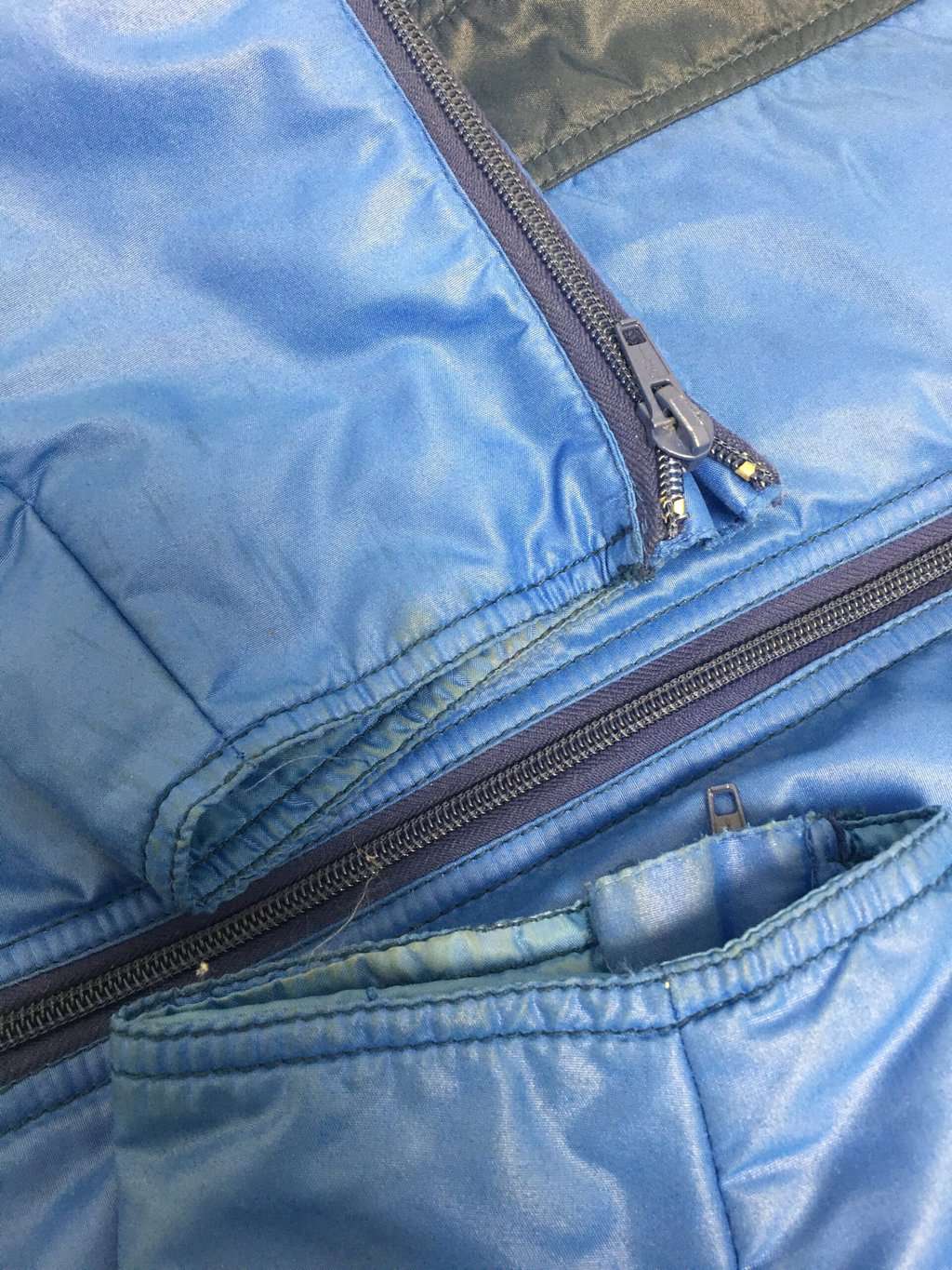 Vintage panel jacket in blue and navy, Mens 70s padded ski jacket - Medium - Image 5